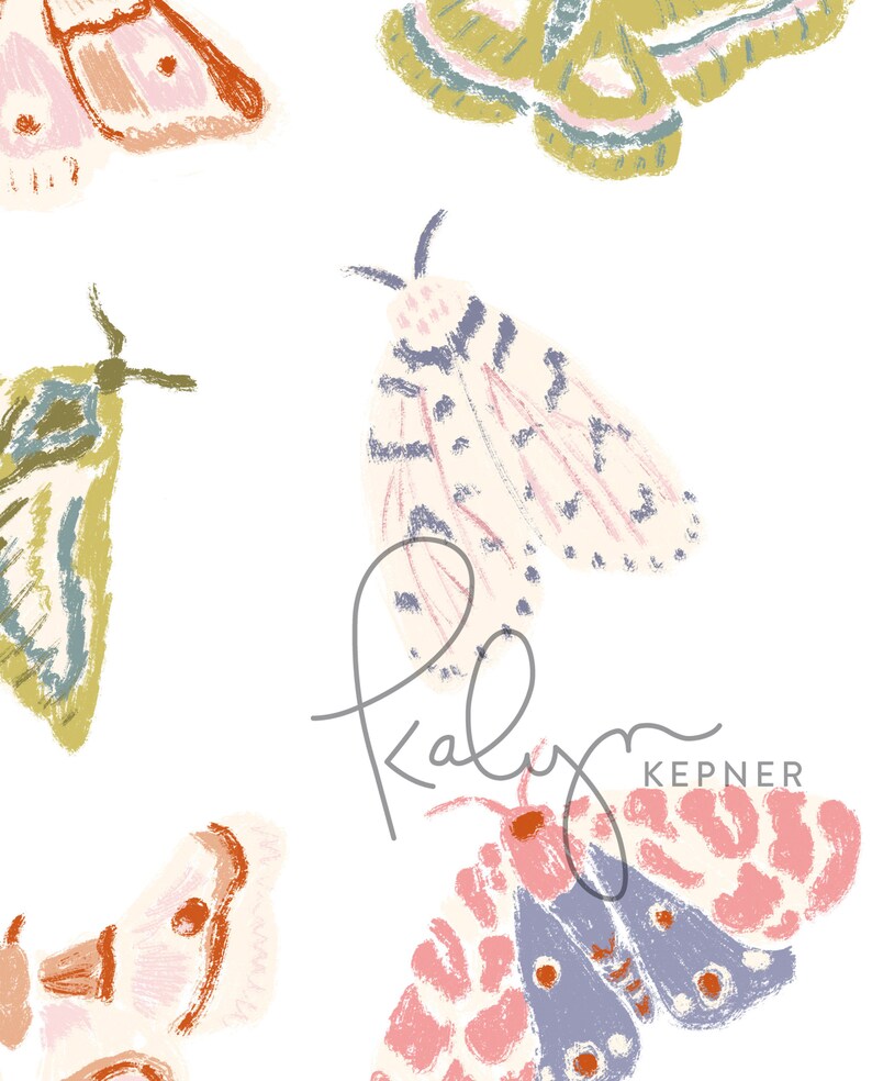 Puede incluir: Un fondo blanco con un patr&oacute;n de mariposas coloridas. Las mariposas est&aacute;n dibujadas en un estilo caprichoso con colores rosa, azul, verde y naranja. El texto "Kaly" est&aacute; escrito en cursiva en el centro de la imagen.