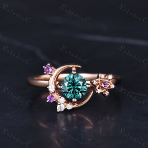 Antique Round Cut Green Moissanite Moon Engagement Ring 14k Rose Gold Vintage Amethyst Star Bridal Ring Dainty Moissanite Cluster Ring