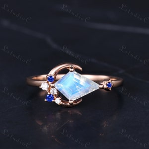 Art Deco Kite Cut Blue Moonstone Engagement Ring Gold Vintage Sapphire Moon Wedding Bridal Ring Unique Star Ring Women Silver Promise Ring