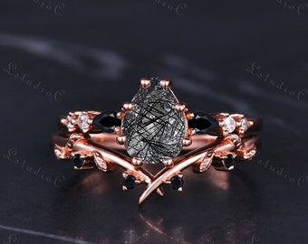 Unique Pear Cut Black Rutilated Quartz Engagement Ring Set Rose Gold Vintage Onyx Leaf Stacking Ring Art Deco Black Stone Bridal Set for Her