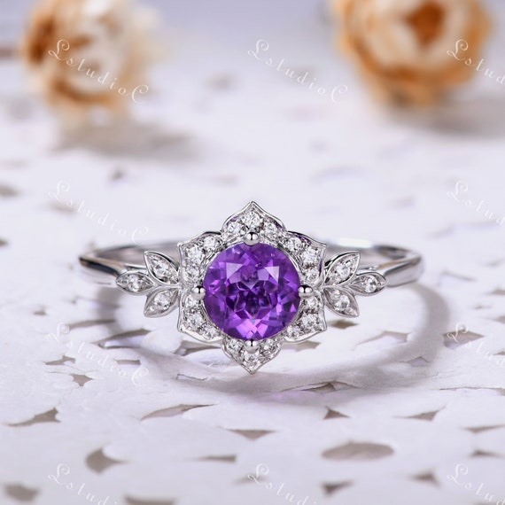Vintage Purple Amethyst Engagement Ring Set Unique Cluster Moissanite –  PENFINE