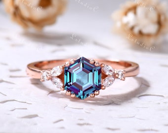 Hexagon Cut Alexandrite Engagement Ring Vintage Eva Alexandrite Ring Rose Gold Marquise Moissanite Ring Unique Ring Dainty Ring Antique Ring