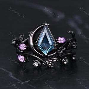 Vintage Kite Cut London Blue Topaz Amethyst Black Gold Ring Set Art Deco Leaf Engagement Ring Unique Crescent Moon Ring Nature Inspired Ring