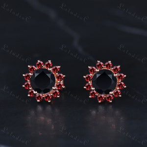 Zierliche Schwarz Onyx Granat Ohrstecker Vintage Blume Halo Handgemachte Ohrringe Einzigartige Braut Versprechen Jahrestag Geschenk für Frauen Schmuck