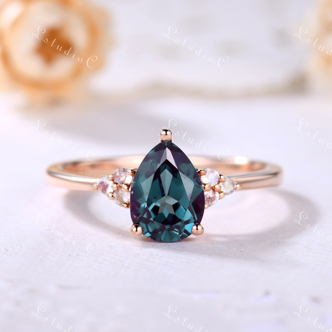 Pear Shaped Eva Alexandrite Engagement Ring Cluster Moonstone - Etsy