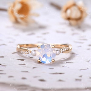 1ct Rainbow Moonstone Engagement Ring Pearl Ring Solitaire Blue Moonstone Ring 3 Stone Ring June Birthstone Ring Promise Ring for Women