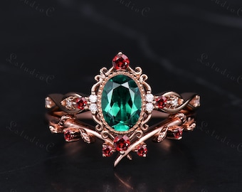 Antique Oval Green Emerald Bridal Ring Set Vintage Red Garnet Leaf Engagement Ring Retro Women Promise Anniversary Ring Unique Dainty Ring