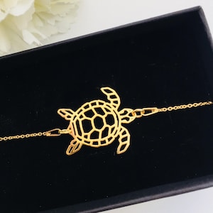 Gold Turtle bracelet, Origami turtle charm, Cute Geometric turtle jewelry, Tortoise bracelet, Summer Turtle gift , Swimming turtle