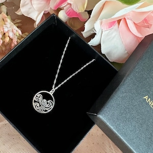 zilveren GOLFKETTING, sierlijke golfhanger, oceaanhanger, golf en zon, surfketting Beach Love, oceaangolfbedel sterlingzilver