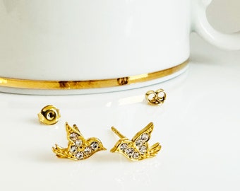 Gold hummingbird stud Earrings, Dainty colibri Studs, Tiny Flying Birds, sparkly hummingbird rhinestone crystals Elegant for everyday wear