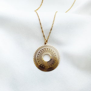 Round necklace, medallion necklace, delicate sun necklace, Geometric jewelry, Filigree pendant gold plated 24k charm
