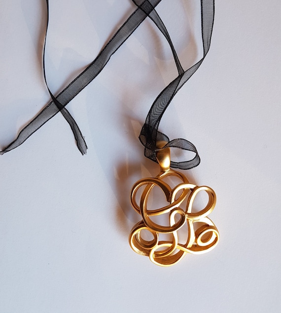 Guy LAROCHE Vintage pendant