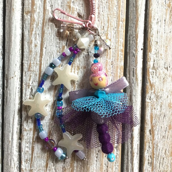 Ma fée violette ~ petite puce en porte-clé grigri bijoux de sac