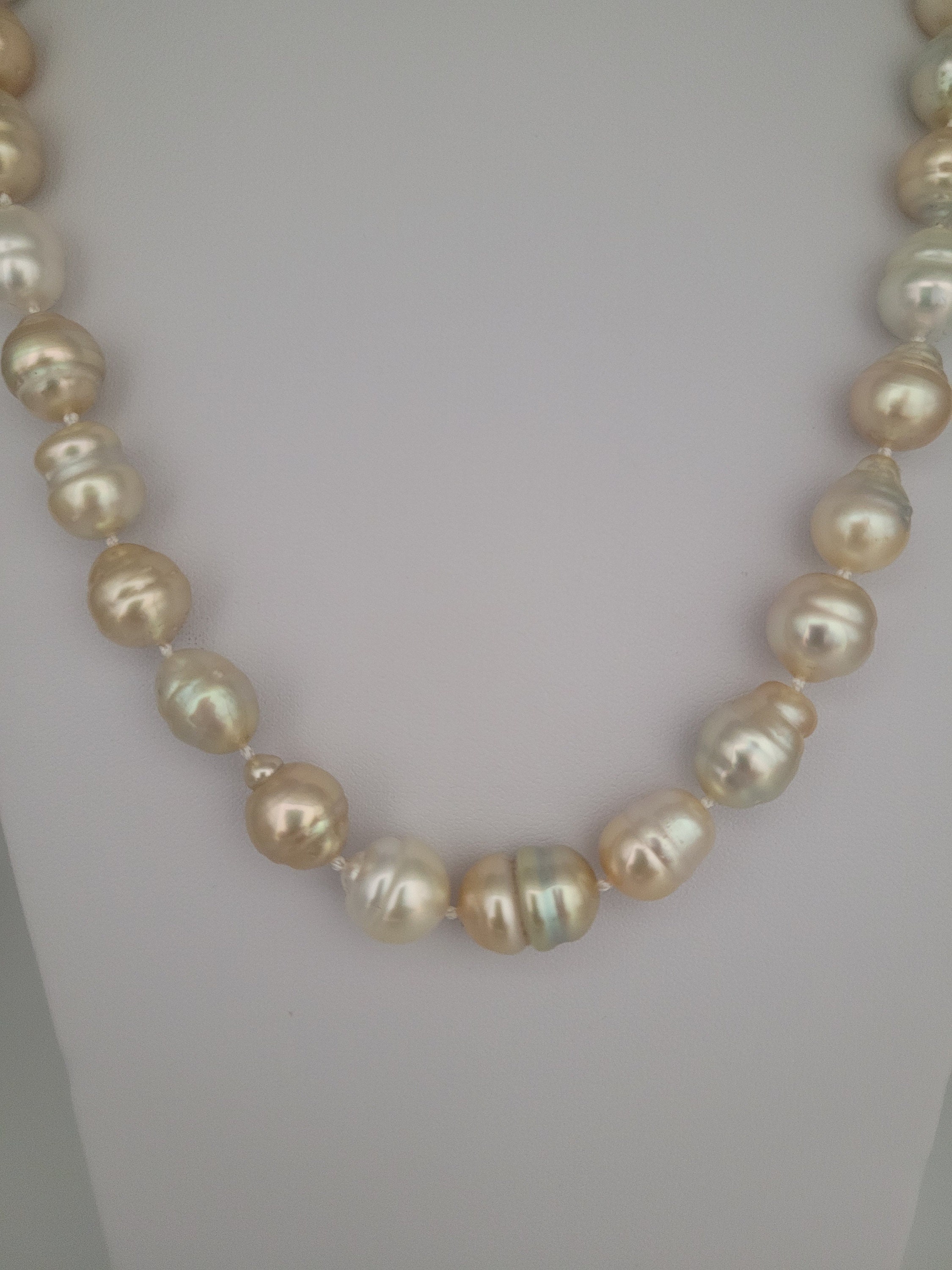 Golden South Sea Pearl Information – Pearl Paradise