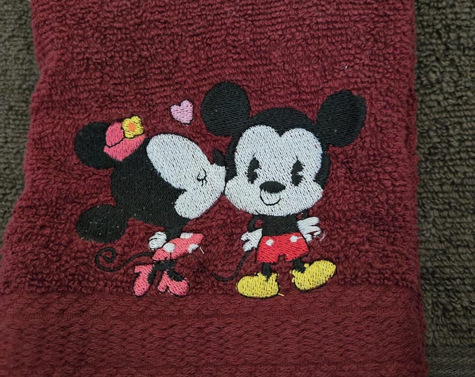 mickey & minnie towel