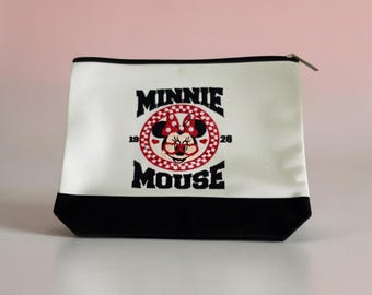 Embroidered small minnie mouse Zipper pouch