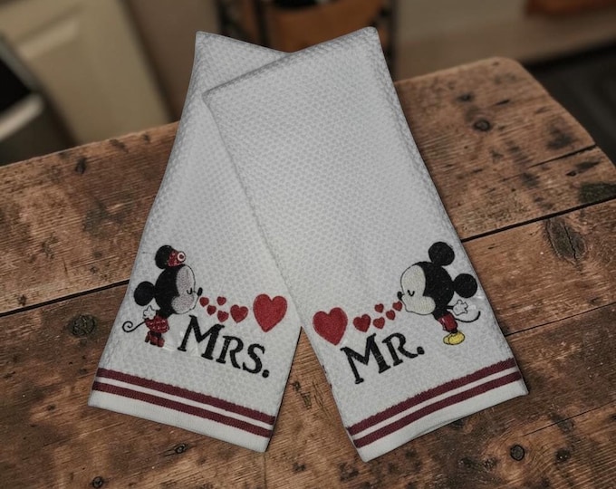 mickey & minnie towel