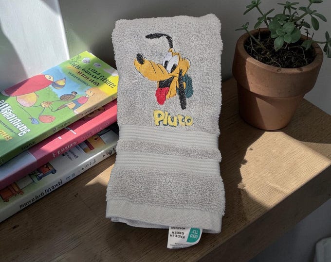 Embroidered Pluto Hand Towel