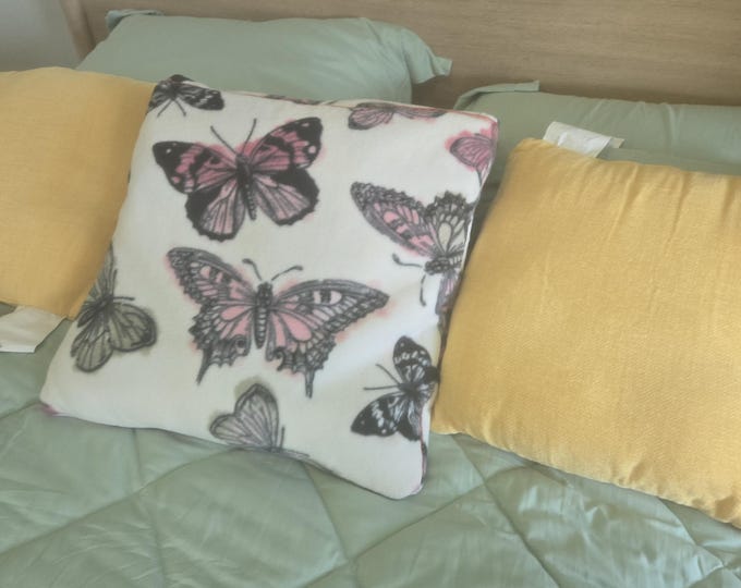 butterfly fleece quillow