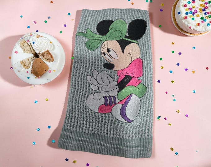 minnie mouse hand towel