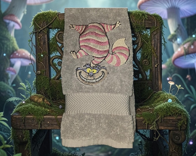 Cheshire cat towel