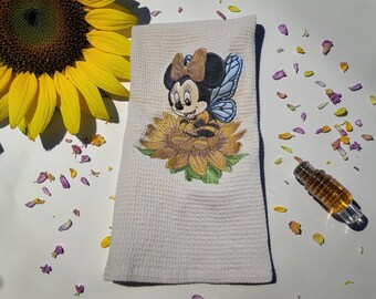minnie mouse bee hand towel