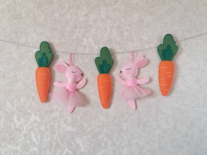 Carrot Garland Felt Bunny Garland Hanging Easter Ornament Etsy
