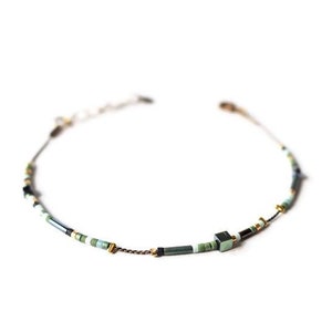 Ultra thin, delicate, minimalist bracelet / tiny Japanese Miyuki glass beads / designer jewelry / handcrafted