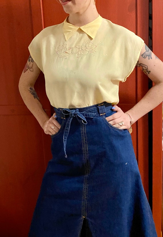 as is 1940s cropped blouse