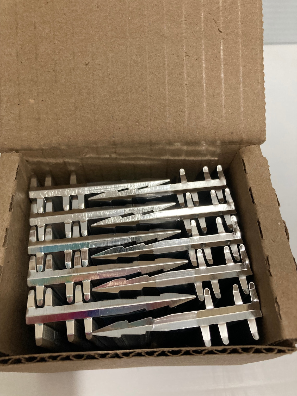 Box of 2000 Steelpix 2 1/8 Metal Flower Picks Floral Florist Steel