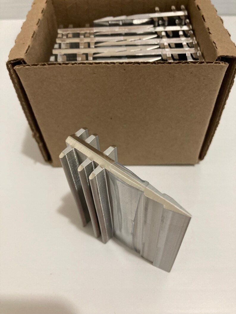 Box of 2000 Steelpix 2 1/8 Metal Flower Picks Floral Florist Steel