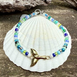 whale tail bracelet, beach bracelet, whale fluke jewelry, whale gift, beach jewelry