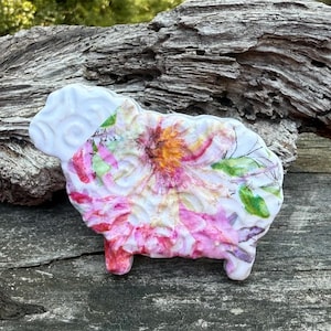 sheep magnet, clay magnet, sheep gift, fridge magnet, farmhouse magnet