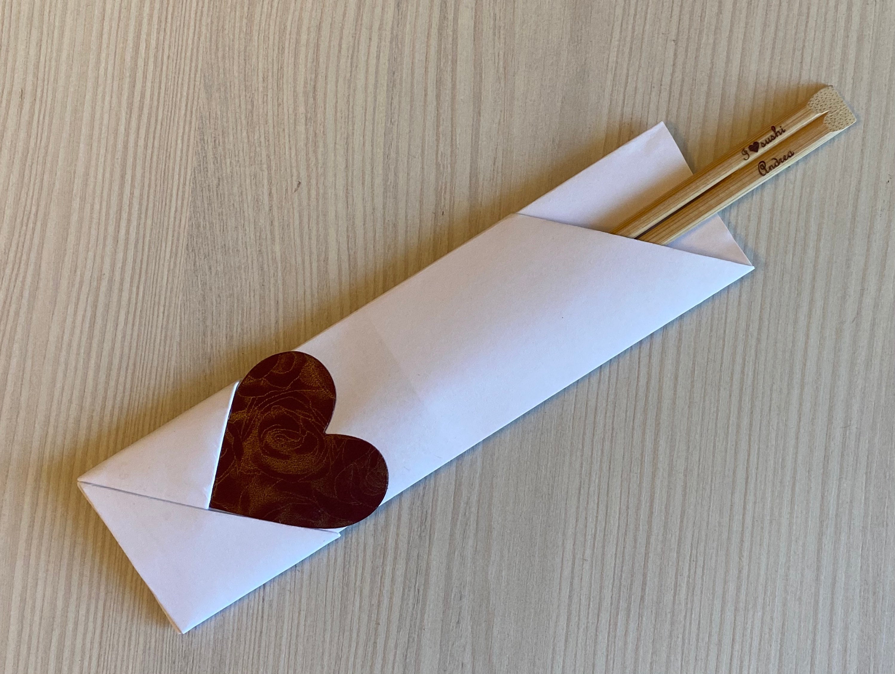 Corazón de papel de soporte de sushi palillo personalizado | Etsy