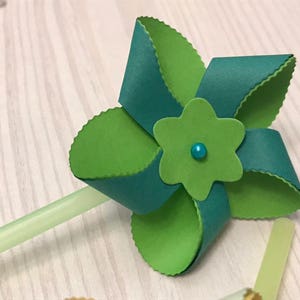 party decorations,paper fans,paper fan,paper rosettes,wedding,wedding decor,wedding decorations,wedding decoration,table decoration,straws