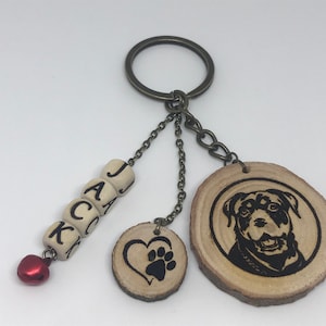 Wooden keychain,personalized keychain,dog keychain,personalized gift,veterinary gift,custom keychain,pet keychain,veterinarian gift,vet tech