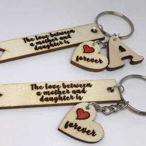 Mutter und Tochter Schlüsselanhänger, A-Z erste Schlüsselanhänger Namen Schlüsselanhänger, personalisierte Schlüsselanhänger, Schlüssel mit initial, Familie Geschenk, Liebe für immer, Geschenk für Mama