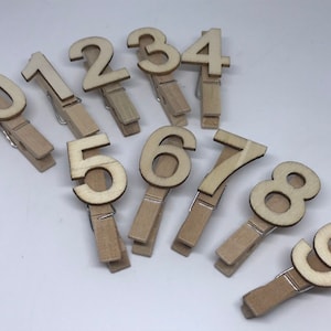 Tafelnummers, tafeldecoraties, wasknijpers, bruiloft gepersonaliseerd, bruidscadeaus, houten cijfers, 0-9 cijfers, borden wasknijpers, plaatskaarten