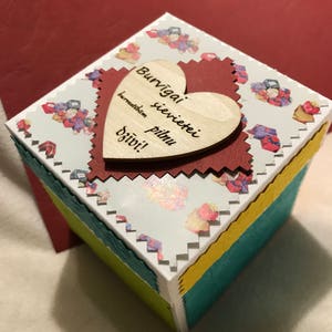 Handgemaakte, geschenkdoos, gepersonaliseerde geschenk, gepersonaliseerde doos, verschillende kleur doos, hout aanwezig, spaarpot, hart cadeau, wensen geschenkdoos, laser graveren