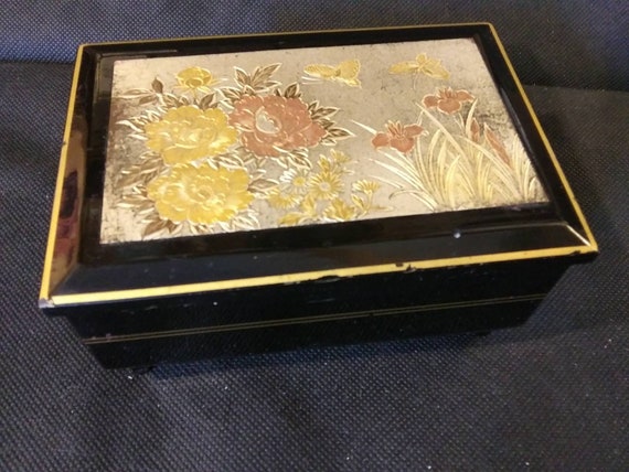 MUSICAL JEWELRY BOX Black Lacquer 1960s Oriental … - image 1