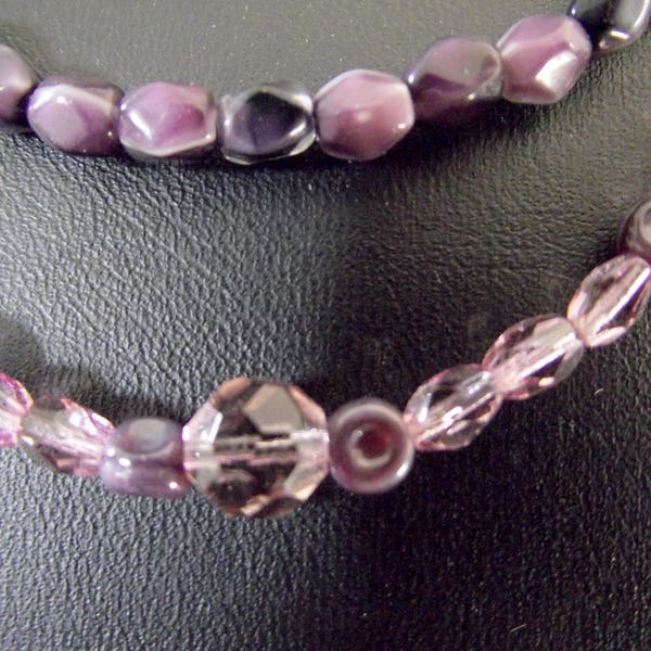 Collier Perles 2 rangs Mauve Parme  Cristal et Verre  pink necklace