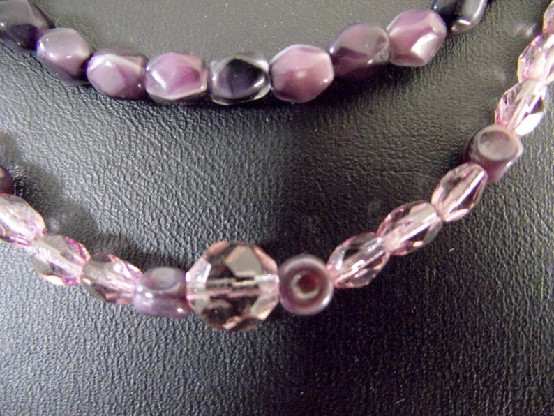 Collier Perles 2 rangs Mauve Parme Cristal et Verre pink necklace image 1