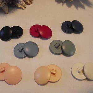 6 BUTTONS black blue red green orange Matt slightly rounded 21 mm 8 colors to choose from with shank 2.1 cm almond button