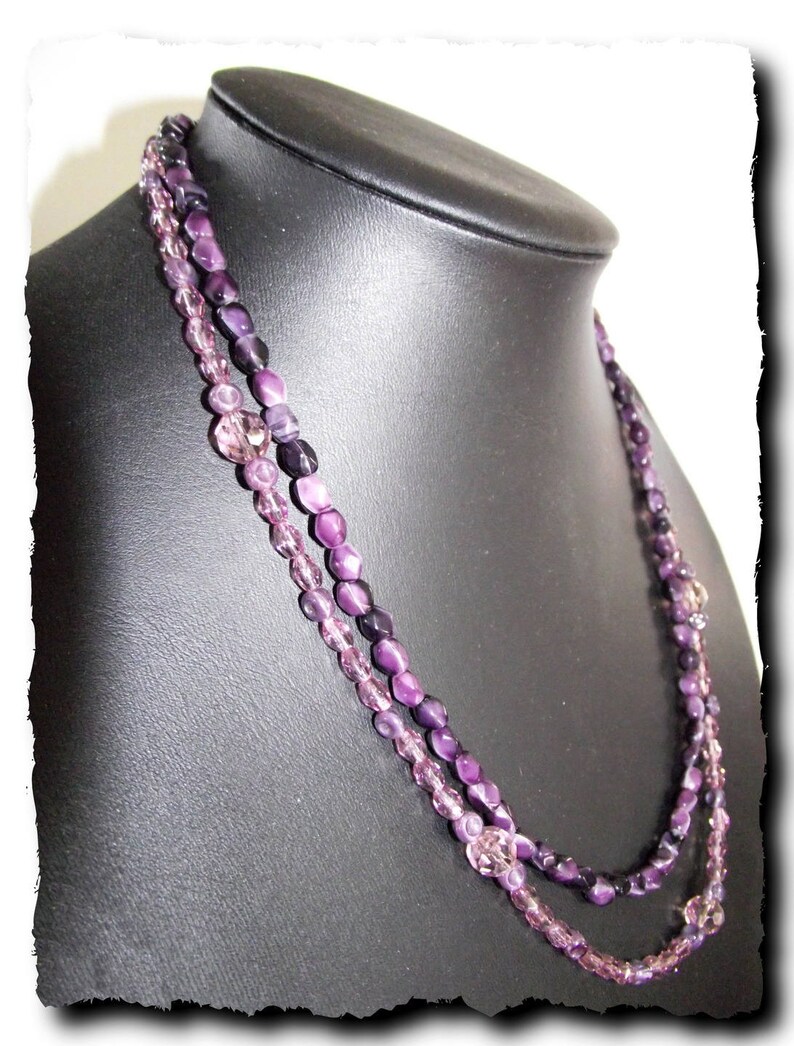 Collier Perles 2 rangs Mauve Parme Cristal et Verre pink necklace image 2