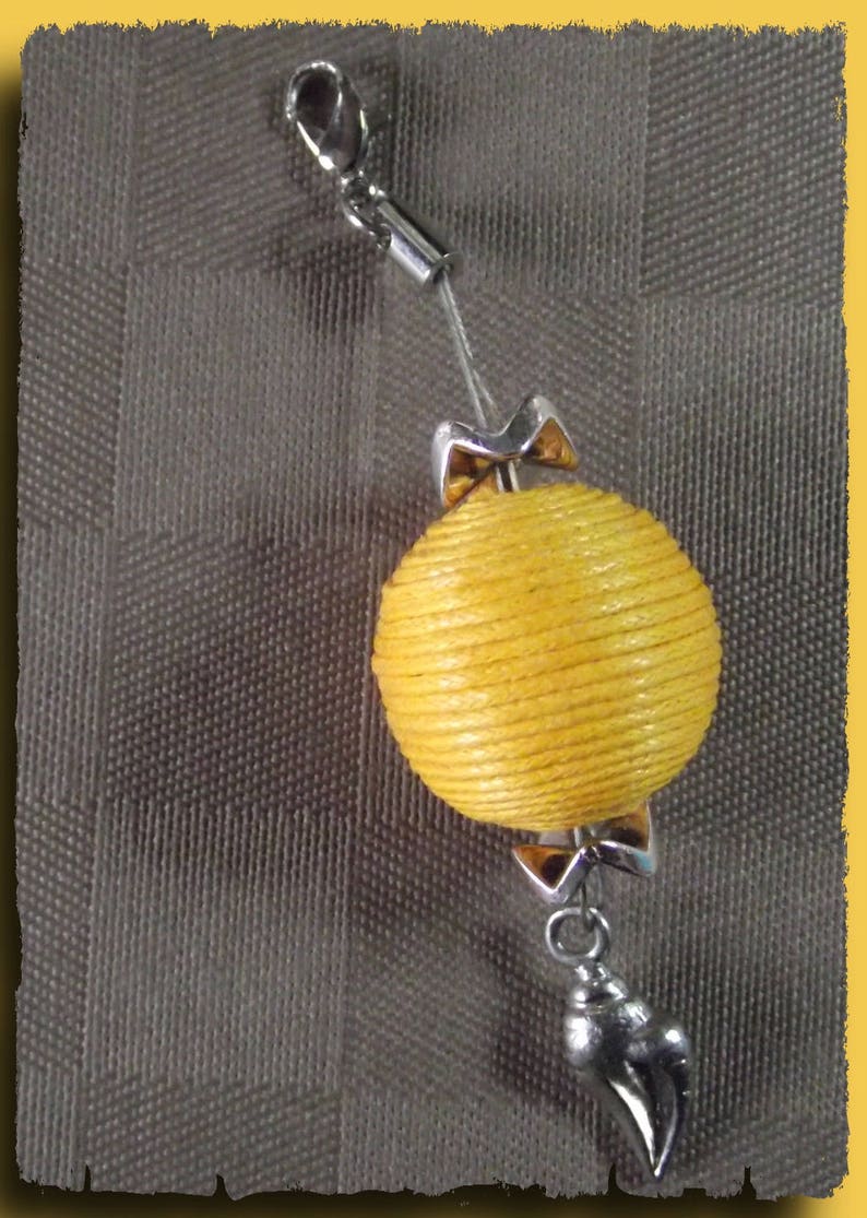 Bag charm Golden yellow ball and shell jewel zipper zip image 3