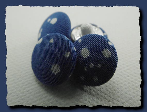 Bouton Vintage Bleu à Points Blancs - Mercerie Ancienne - Occasion