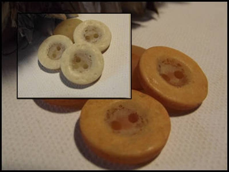 6 BOUTONS Orange Rouille ou Beige Texture rugueuse 18 mm 2 trous 1,8 cm image 2