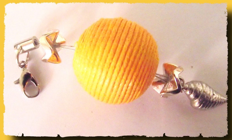 Bag charm Golden yellow ball and shell jewel zipper zip image 2