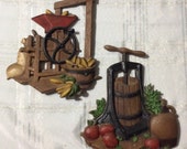 Vintage kitchen wall plaques, set of 2, Homco
