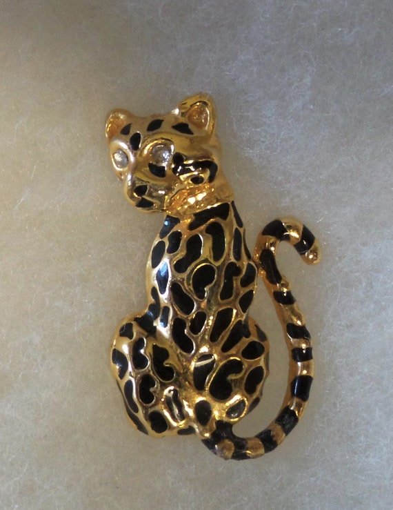 Vintage Cat brooch, beautiful piece costume jewel… - image 2